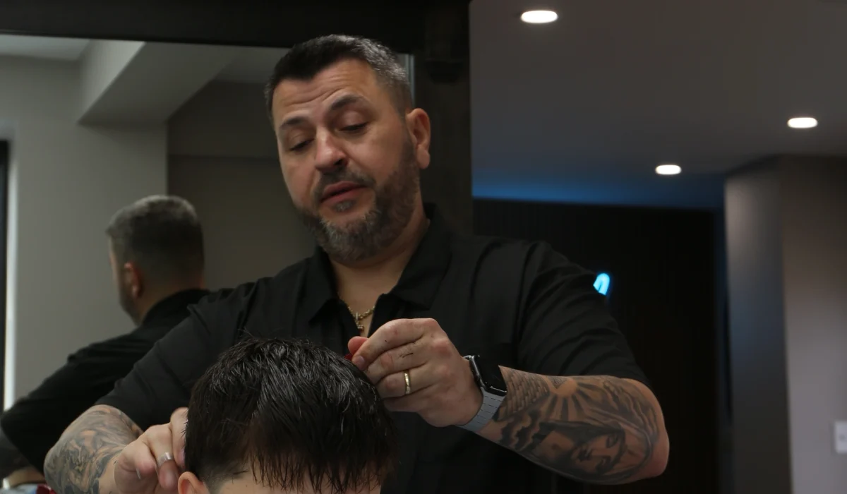 $25 Cuts on Mondays
