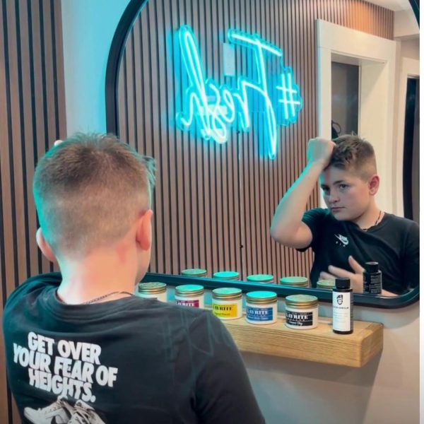 Finish the year lookin’ sharp, start the next one #Fresh 💈✨